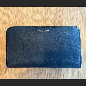 Henri Bendel Zipper Wallet